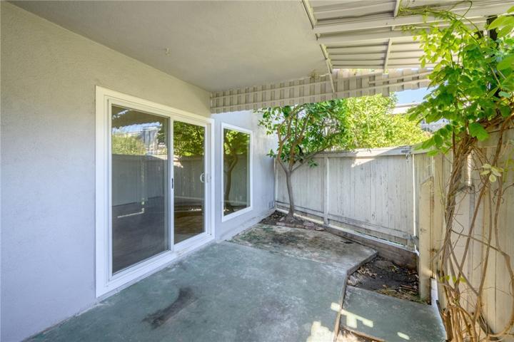 6259 Coldwater Canyon Avenue Unit 17, Valley Glen, California 91606
