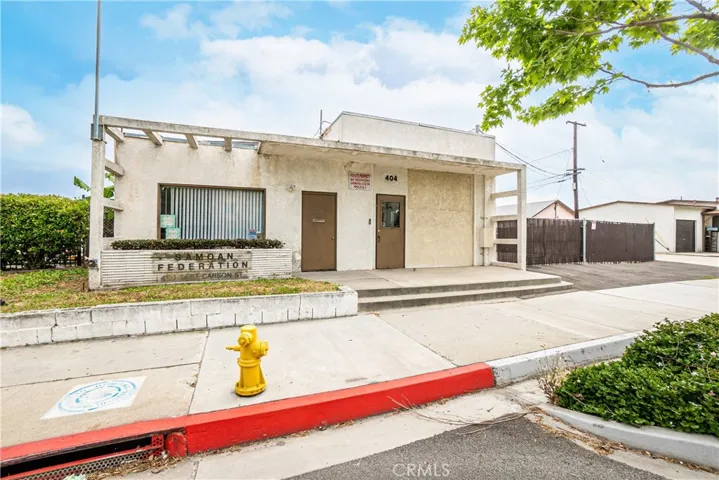 404 E Carson Street, Carson, California 90745