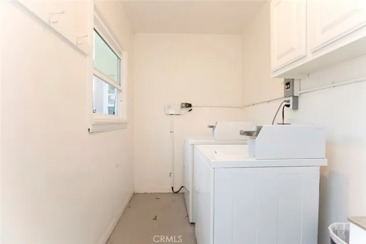 1100 N Verdugo Road, Glendale, California 91206