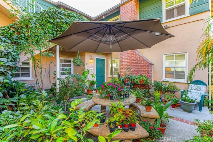 1100 N Verdugo Road, Glendale, California 91206