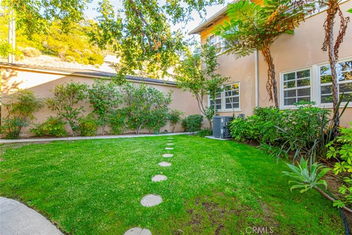 1100 N Verdugo Road, Glendale, California 91206