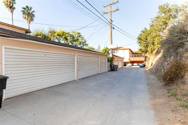 1100 N Verdugo Road, Glendale, California 91206