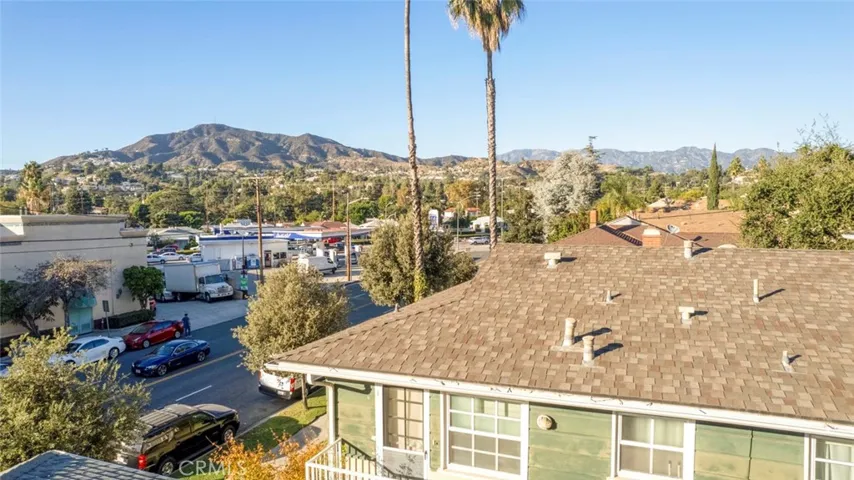 1100 N Verdugo Road, Glendale, California 91206