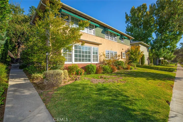 1100 N Verdugo Road, Glendale, California 91206