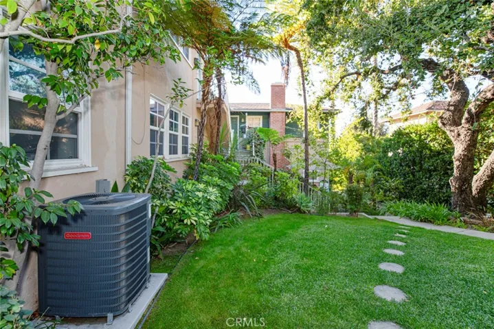 1100 N Verdugo Road, Glendale, California 91206