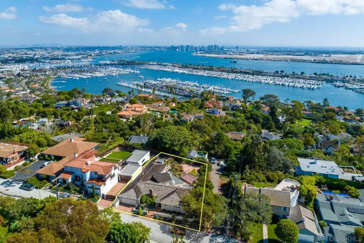 605 San Gorgonio St, San Diego, California 92106