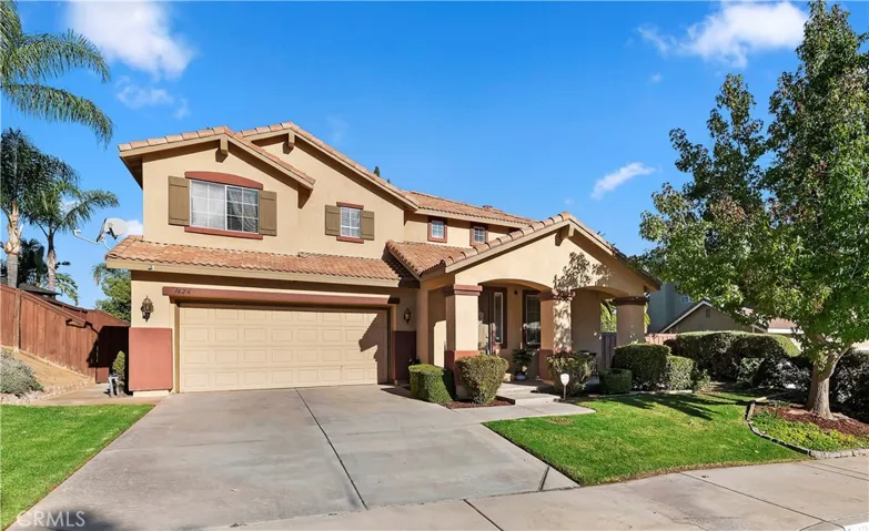 1426 Hallberry Drive, Riverside, California 92507