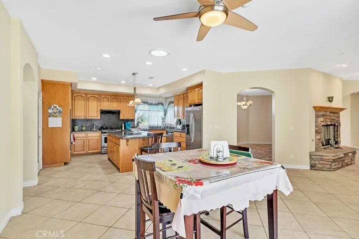 720 Creelman Lane, Ramona, California 92065
