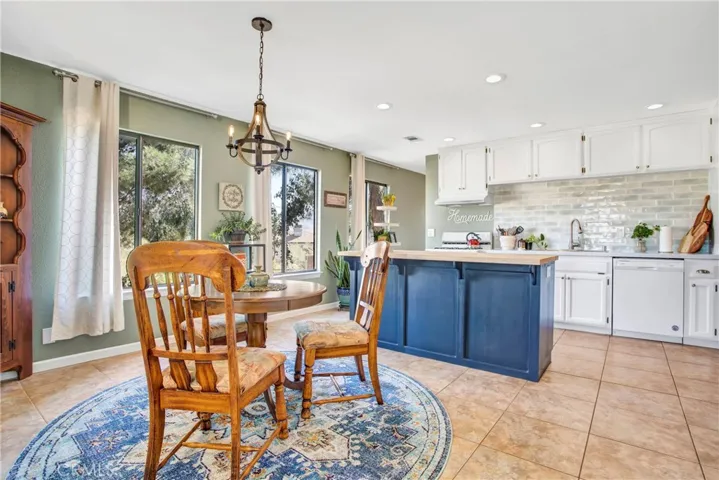 7850 Calpella Avenue, Hesperia, California 92345