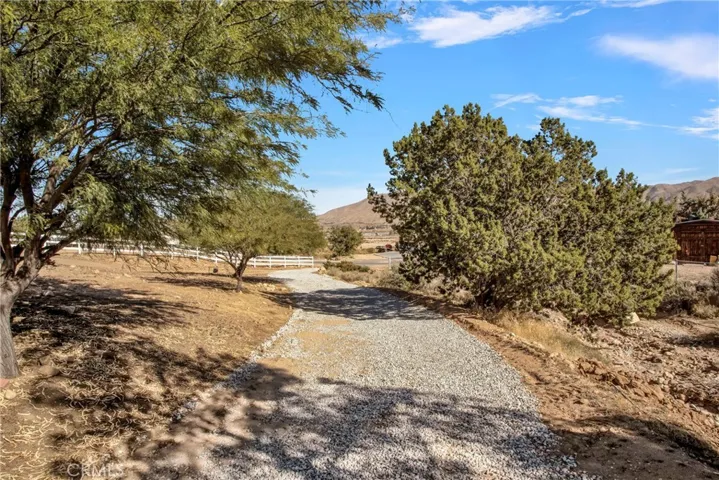 7850 Calpella Avenue, Hesperia, California 92345