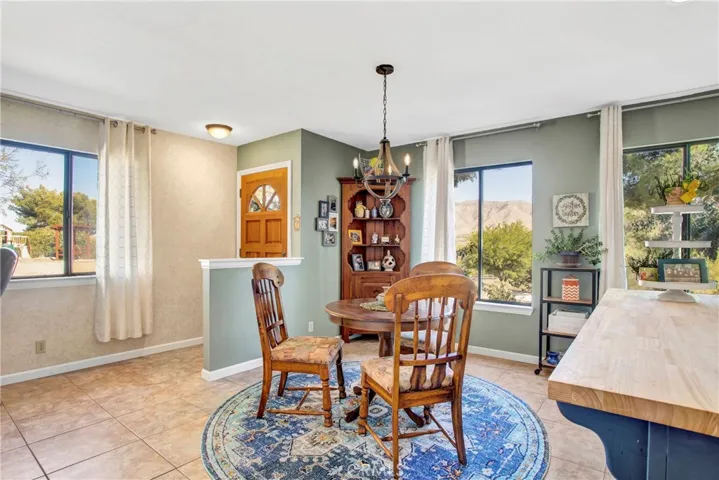 7850 Calpella Avenue, Hesperia, California 92345