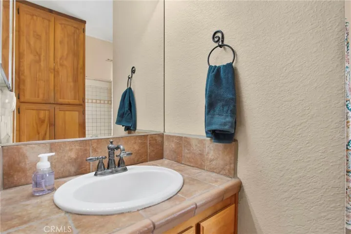 7850 Calpella Avenue, Hesperia, California 92345