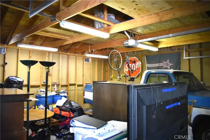 1605 Virginia Street, Wrightwood, California 92397