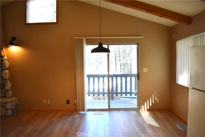 1605 Virginia Street, Wrightwood, California 92397