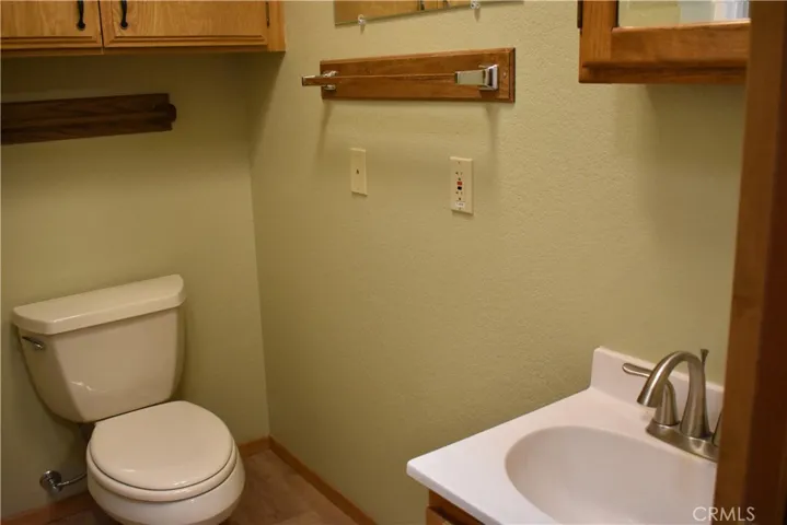 1605 Virginia Street, Wrightwood, California 92397