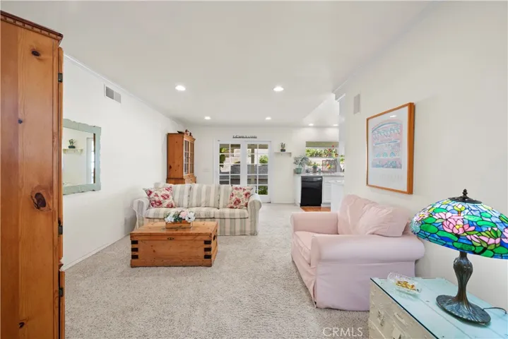 27621 Saffron Lane, Saugus, California 91350
