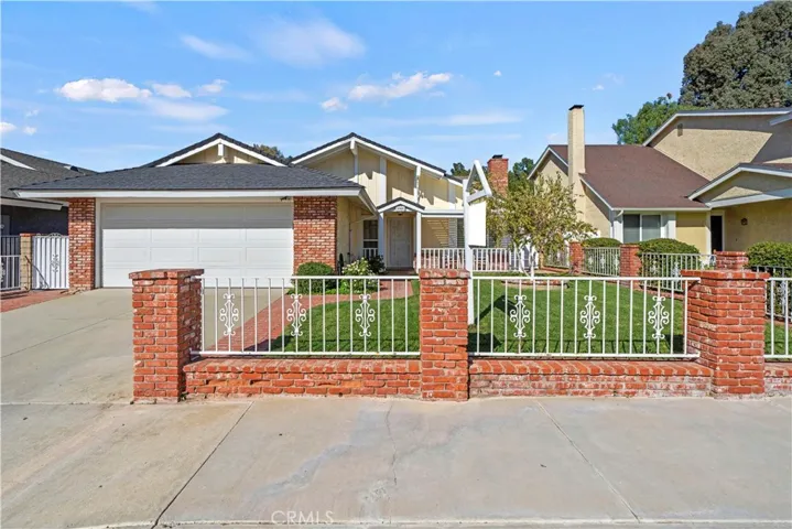 27621 Saffron Lane, Saugus, California 91350