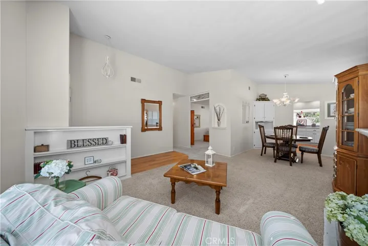 27621 Saffron Lane, Saugus, California 91350
