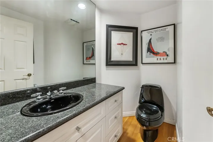 1759 Glenneyre Street, Laguna Beach, California 92651