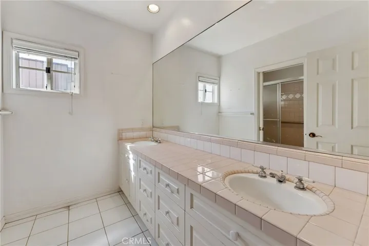 1759 Glenneyre Street, Laguna Beach, California 92651