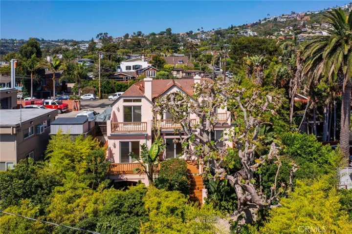 1759 Glenneyre Street, Laguna Beach, California 92651