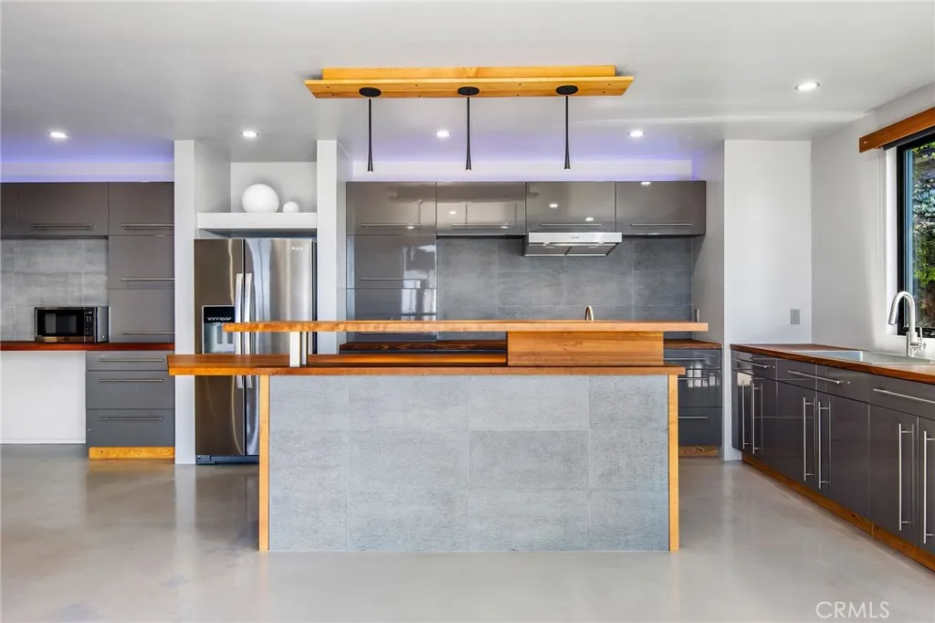 22315 3rd Avenue, Laguna Beach, California 92651 home-pic-12