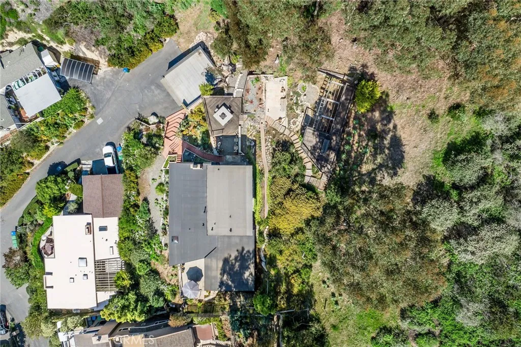 22315 3rd Avenue, Laguna Beach, California 92651 home-pic-32
