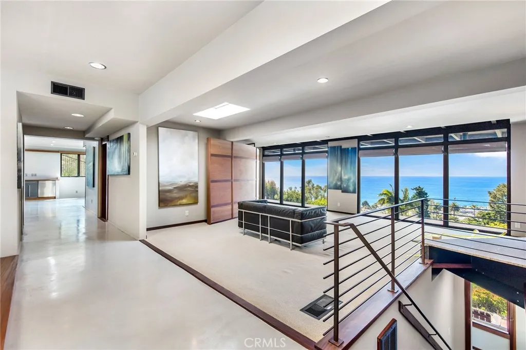 22315 3rd Avenue, Laguna Beach, California 92651 home-pic-9