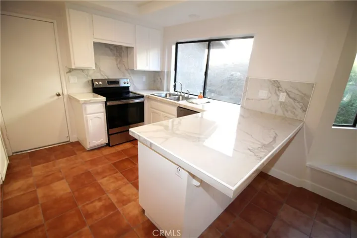 2751 Spokane Way, Carlsbad, California 92010