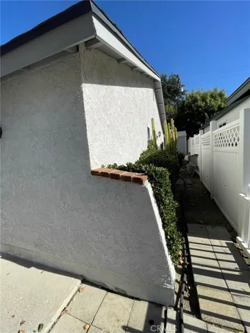 27200 Langside Avenue, Canyon Country, California 91351