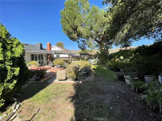 27200 Langside Avenue, Canyon Country, California 91351