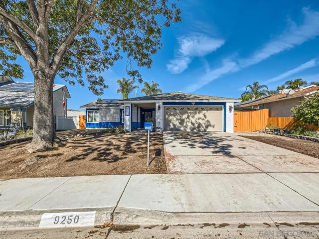 9250 Pennywood Rd, Santee, California 92071