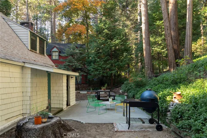 26992 State Hwy 189, Blue Jay, California 92317
