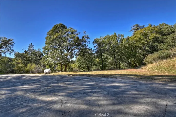 24725 Orchard Road, Crestline, California 92325