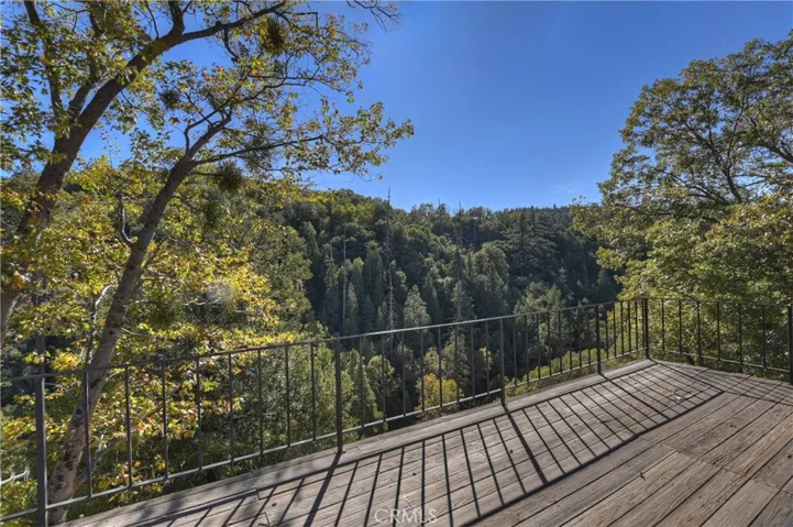 24725 Orchard Road, Crestline, California 92325