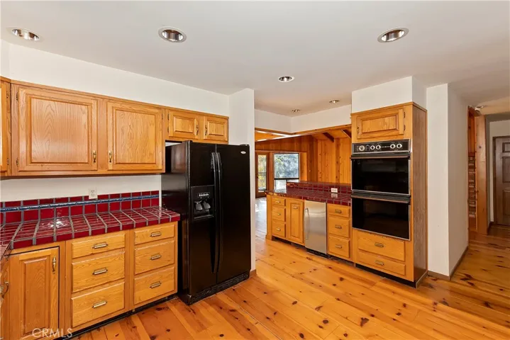 24725 Orchard Road, Crestline, California 92325