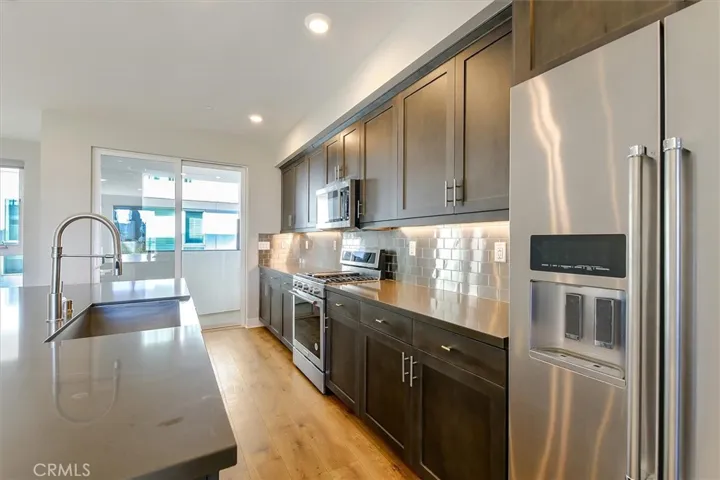 2nd floor kitchen