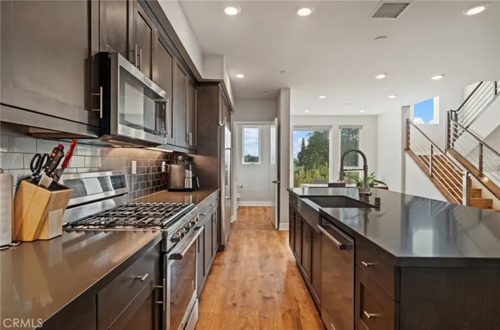 6895 Pollard Street, Los Angeles, California 90042