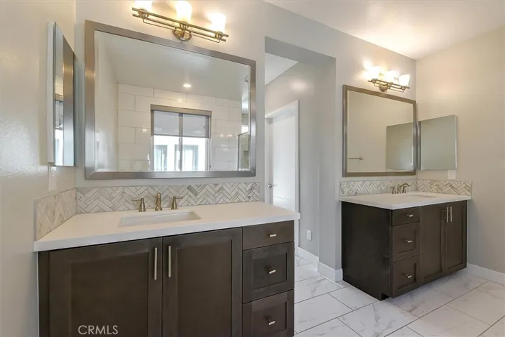 6895 Pollard Street, Los Angeles, California 90042