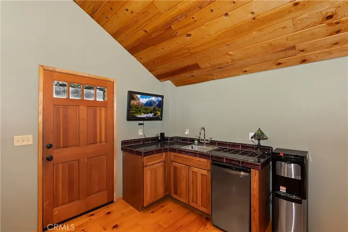 24745 Orchard Road, Crestline, California 92325