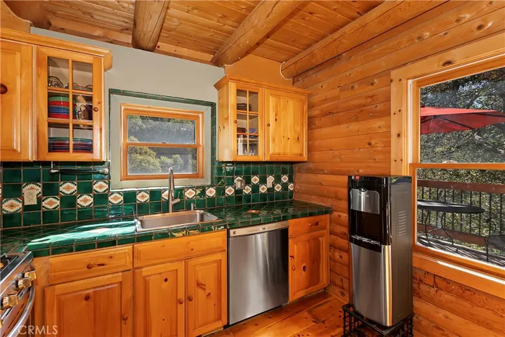 24745 Orchard Road, Crestline, California 92325