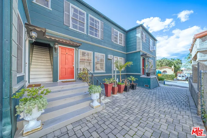 920 S Curson Avenue, Los Angeles, California 90036