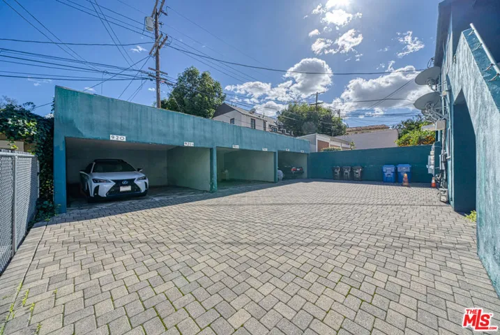 920 S Curson Avenue, Los Angeles, California 90036