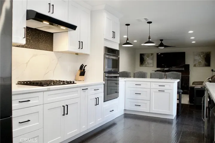 12246 Beaufait Avenue, Porter Ranch, California 91326