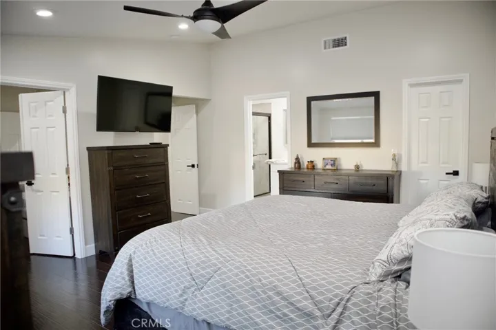 12246 Beaufait Avenue, Porter Ranch, California 91326