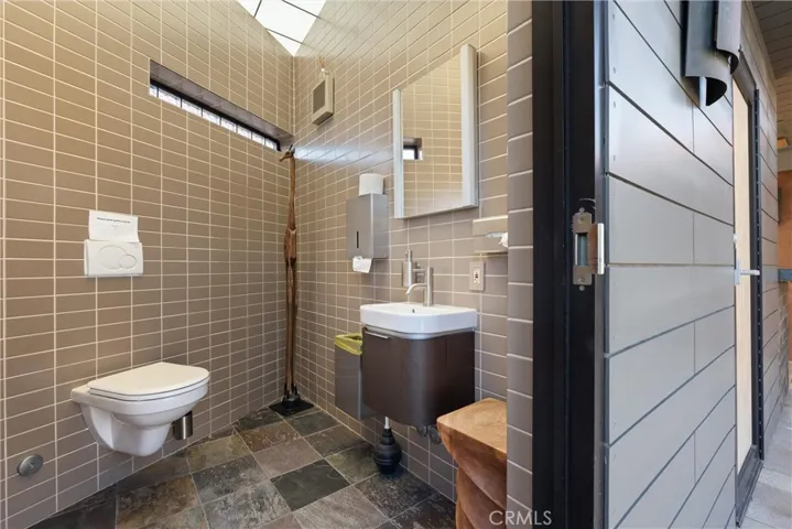 17886 Aberdeen Lane, Villa Park, California 92861