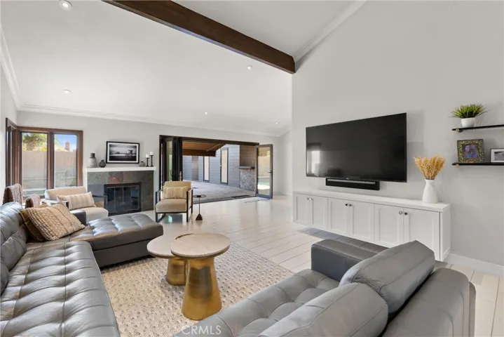 17886 Aberdeen Lane, Villa Park, California 92861