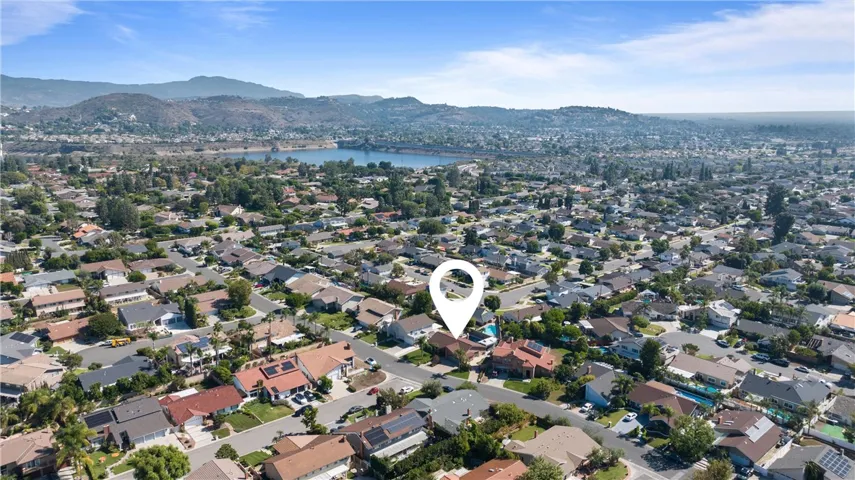 17886 Aberdeen Lane, Villa Park, California 92861