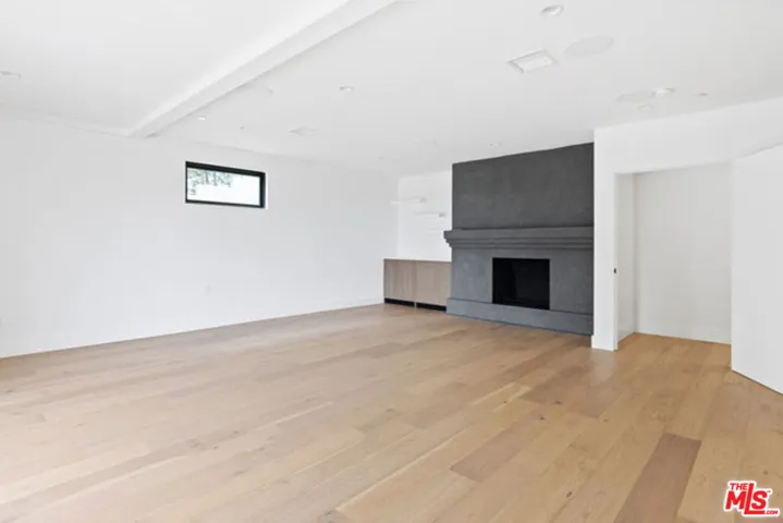 1812 Navy Street, Santa Monica, California 90405