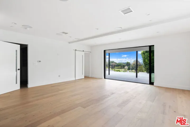 1812 Navy Street, Santa Monica, California 90405